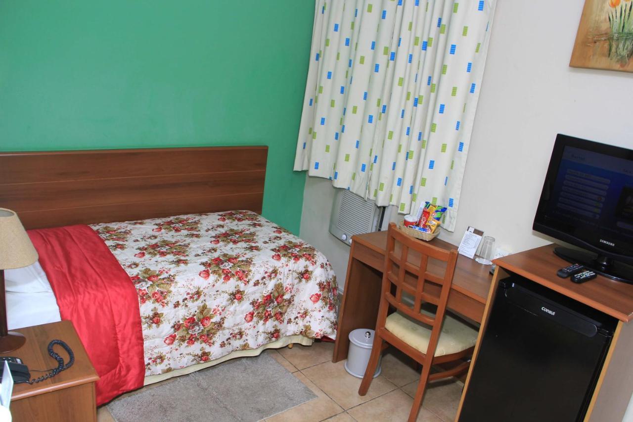 Standard Single Room,728384998:JPEG